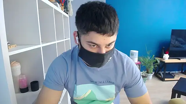 Tomguys online show from February 2025 07:45:02 AM