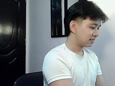 alfonsoasiancutie online show from December 2025 11:29:01 AM