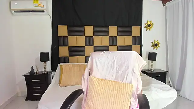 BarbieKano online show from November 2025 11:26:01 PM