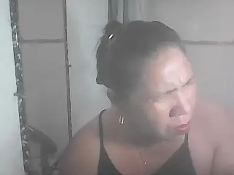 Snapshot of hotwet_mama4uxx chatting on January 2025 11:49:01 AM hotwet mama4uxx online show from January 2025 11:49:01 AM
