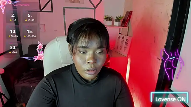 Snapshot of Rianamanson chatting on March 2025 01:20:02 PM Rianamanson online show from March 2025 01:20:02 PM