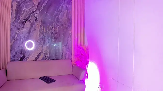 Snapshot of Rianamanson chatting on September 2025 04:16:02 AM Rianamanson online show from September 2025 04:16:02 AM