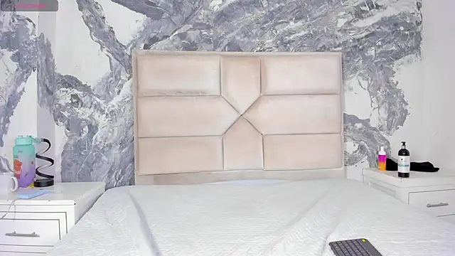 Snapshot of Rianamanson chatting on October 2025 11:24:02 PM Rianamanson online show from October 2025 11:24:02 PM