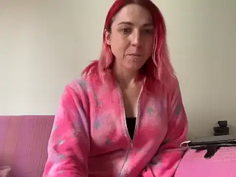 Nikky Divine online show from January 2025 12:41:02 PM