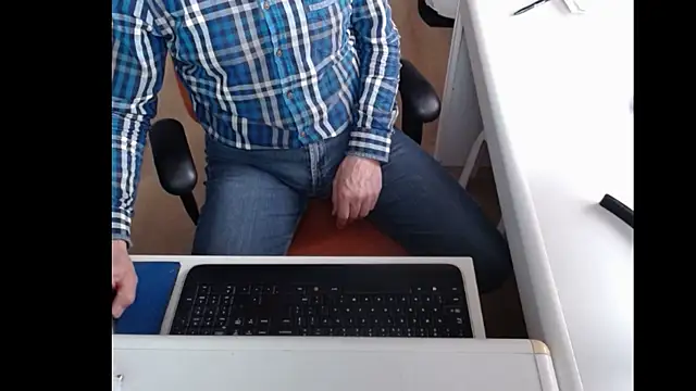 dutchpornking online show from February 2025 07:52:02 AM