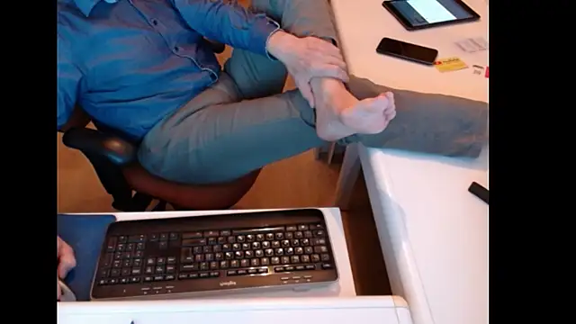 Snapshot of dutchpornking chatting on April 2026 06:39:01 PM dutchpornking online show from April 2026 06:39:01 PM
