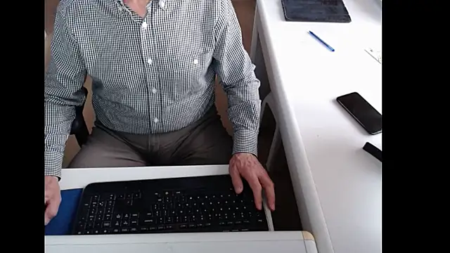 Snapshot of dutchpornking chatting on May 2026 06:08:01 AM dutchpornking online show from May 2026 06:08:01 AM