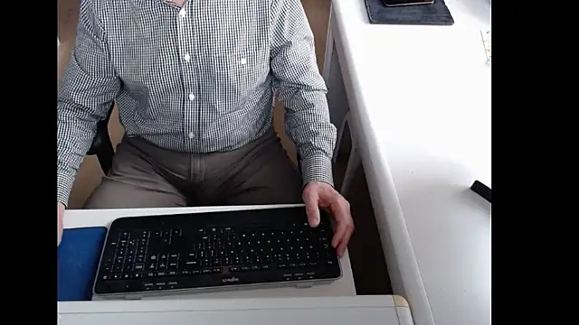 Snapshot of dutchpornking chatting on May 2026 06:08:01 AM dutchpornking online show from May 2026 06:08:01 AM
