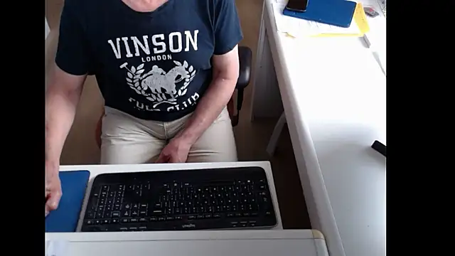 Snapshot of dutchpornking chatting on May 2026 09:17:01 AM dutchpornking online show from May 2026 09:17:01 AM