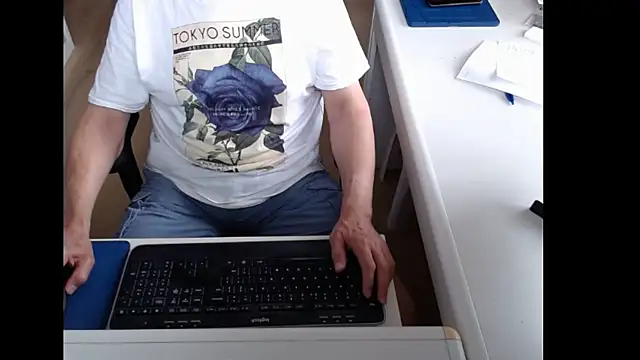 Snapshot of dutchpornking chatting on June 2026 06:52:02 AM dutchpornking online show from June 2026 06:52:02 AM