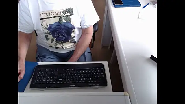 Snapshot of dutchpornking chatting on June 2026 06:29:02 AM dutchpornking online show from June 2026 06:29:02 AM