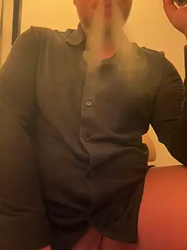 Snapshot of Fernandobang chatting on November 2025 06:28:02 PM Fernandobang online show from November 2025 06:28:02 PM