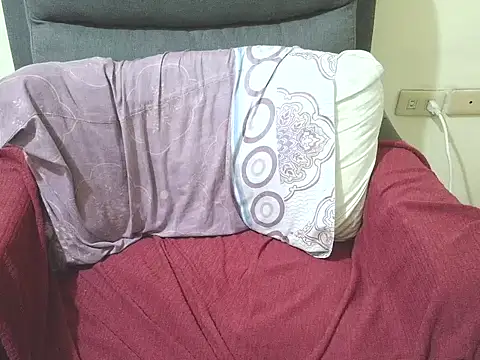 Snapshot of FantasticBaby_18 chatting on March 2026 07:15:01 AM FantasticBaby 18 online show from March 2026 07:15:01 AM