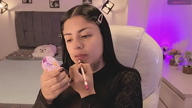 Catalinaa martinez online show from October 2025 12:39:02 PM