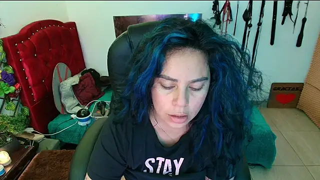 elektra 32 online show from February 2025 04:43:02 PM