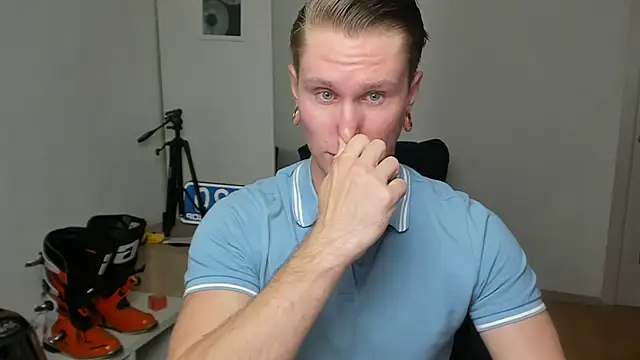 kevin-park online show from October 2025 01:56:02 PM