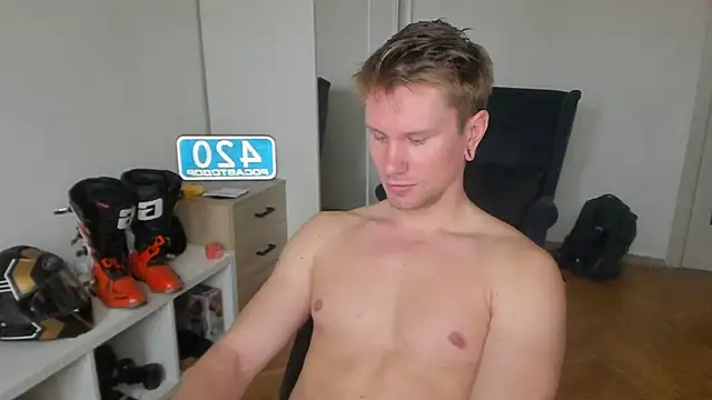 kevin-park online show from October 2025 07:08:01 AM