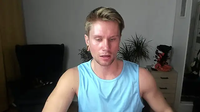 kevin-park online show from October 2025 03:35:01 PM