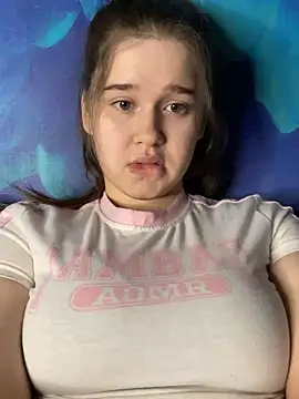 HornyGirlH online show from December 2024 10:28:02 PM