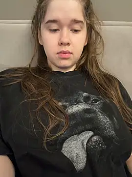 HornyGirlH online show from April 2026 06:05:02 AM