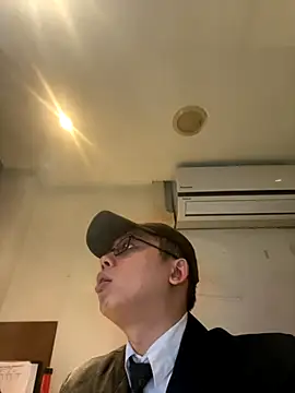 Alvin  Lin online show from November 2025 10:02:01 PM