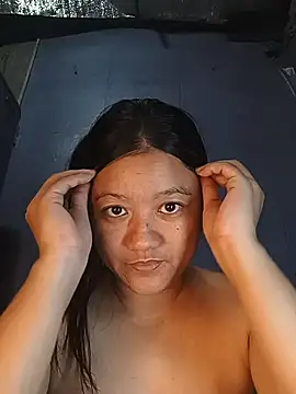 Urchanel online show from November 2025 12:23:02 PM