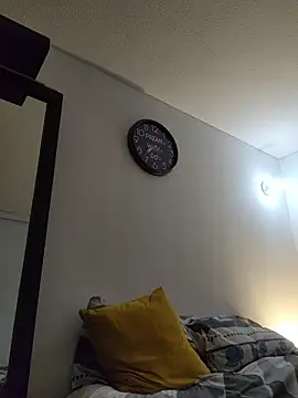 jnilu1227 online show from December 2025 04:52:01 AM