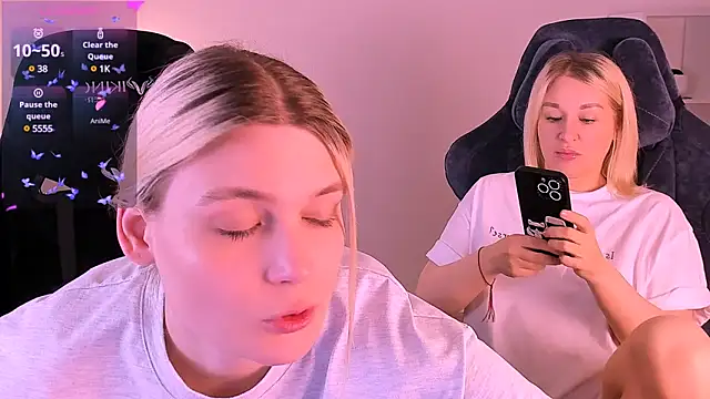 hotblonds online show from December 2024 07:43:02 PM