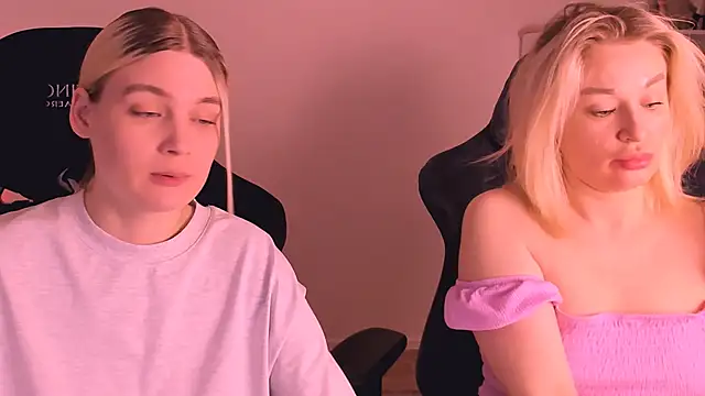 hotblonds online show from January 2025 01:37:02 PM