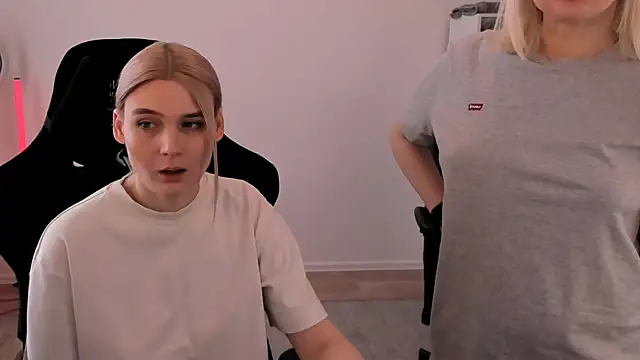 hotblonds online show from March 2025 10:15:02 AM