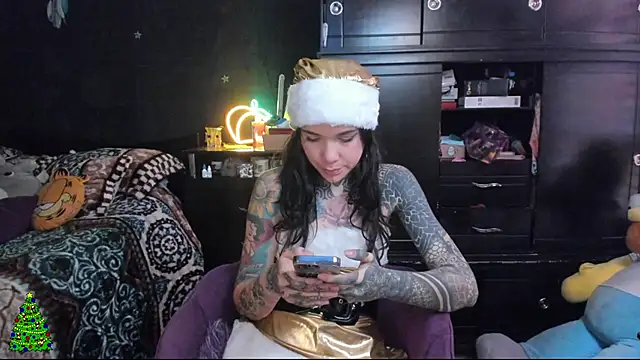 Snapshot of Lilmarieee chatting on December 2024 02:54:02 PM Lilmarieee online show from December 2024 02:54:02 PM