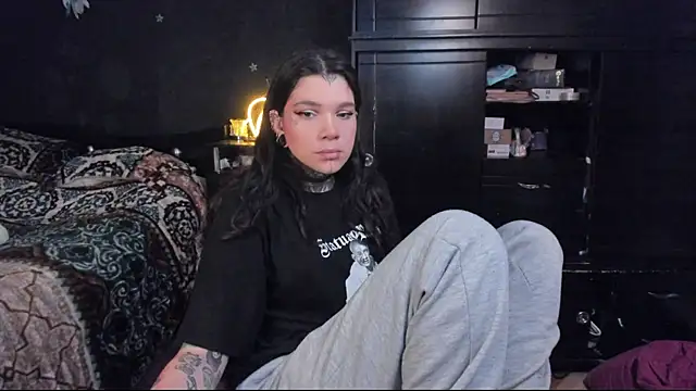 Snapshot of Lilmarieee chatting on March 2025 10:10:02 PM Lilmarieee online show from March 2025 10:10:02 PM