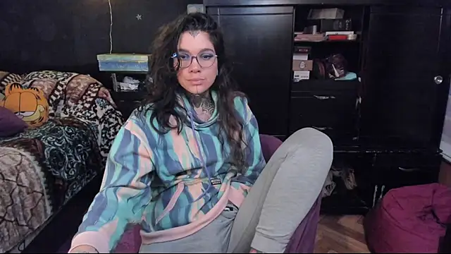 Snapshot of Lilmarieee chatting on March 2025 01:13:01 AM Lilmarieee online show from March 2025 01:13:01 AM