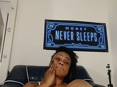 Snapshot of alexiaao9 chatting on June 2026 02:46:02 AM alexiaao9 online show from June 2026 02:46:02 AM