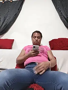 Snapshot of NatiBrunet chatting on May 2026 03:23:02 AM NatiBrunet online show from May 2026 03:23:02 AM