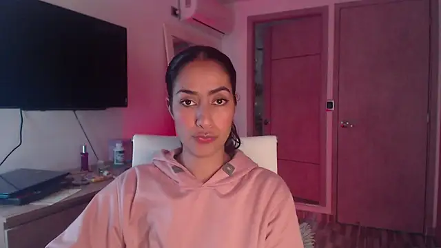 Snapshot of Brown_skin11 chatting on September 2025 09:09:01 PM Brown skin11 online show from September 2025 09:09:01 PM