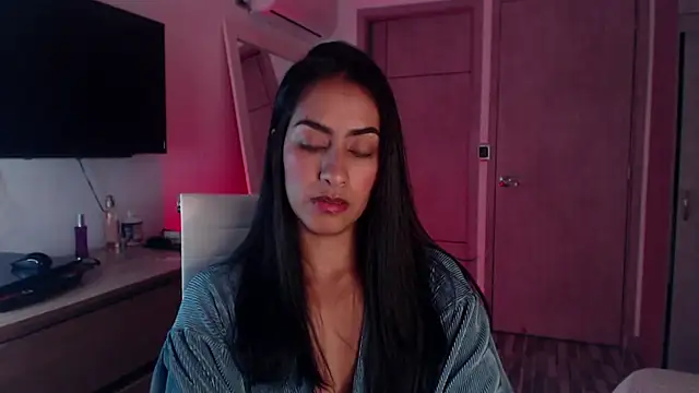 Snapshot of Brown_skin11 chatting on October 2025 10:23:02 PM Brown skin11 online show from October 2025 10:23:02 PM