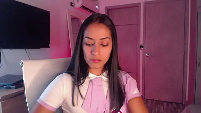 Snapshot of Brown_skin11 chatting on October 2025 10:11:02 PM Brown skin11 online show from October 2025 10:11:02 PM