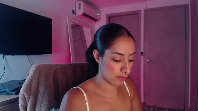 Snapshot of Brown_skin11 chatting on November 2025 09:15:02 PM Brown skin11 online show from November 2025 09:15:02 PM