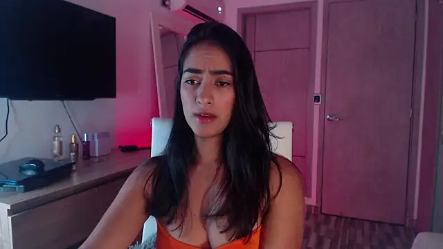 Snapshot of Brown_skin11 chatting on November 2025 09:47:01 PM Brown skin11 online show from November 2025 09:47:01 PM