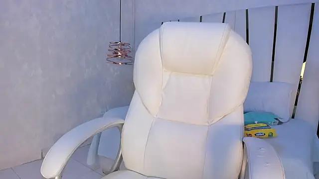 Meghan stonne  online show from February 2025 07:14:01 PM