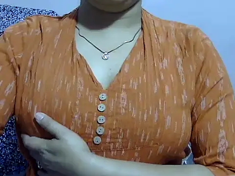 Snapshot of mahira_999 chatting on February 2026 04:35:02 AM mahira 999 online show from February 2026 04:35:02 AM