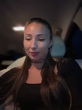 YOUR-KARINA online show from January 2025 11:58:02 AM