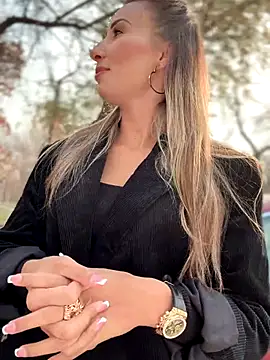 YOUR-KARINA online show from October 2025 08:29:02 AM