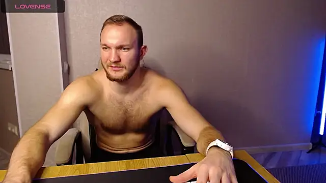 Toress1 online show from January 2025 08:06:02 PM