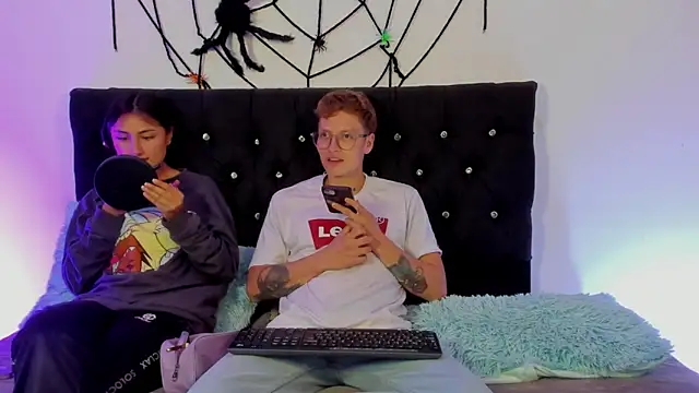 Snapshot of A_sexy_couple__ chatting on October 2025 09:17:02 PM A sexy couple online show from October 2025 09:17:02 PM