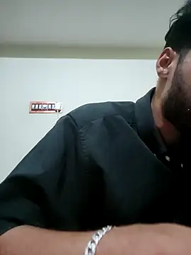 Snapshot of FearingForm chatting on September 2025 08:01:02 PM FearingForm online show from September 2025 08:01:02 PM