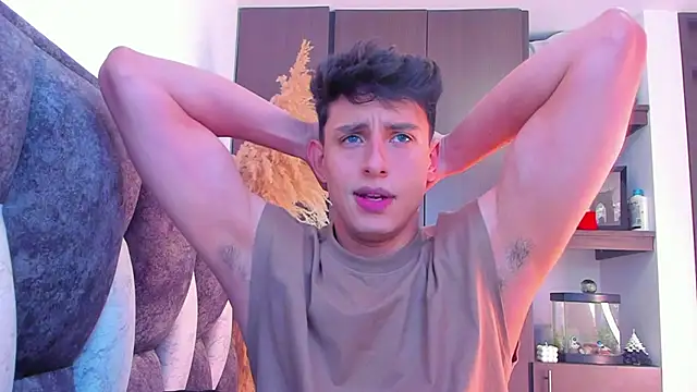 I Gabriel online show from December 2024 08:58:01 PM