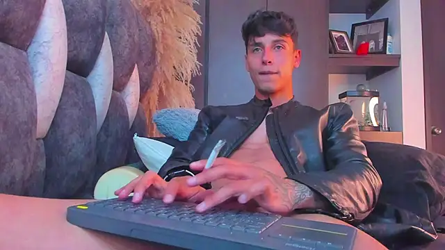 I Gabriel online show from January 2025 01:45:02 AM