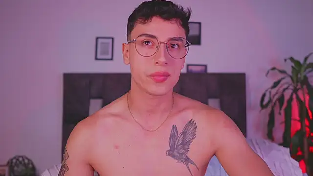 Snapshot of I_Gabriel chatting on August 2026 04:00:01 AM I Gabriel online show from August 2026 04:00:01 AM
